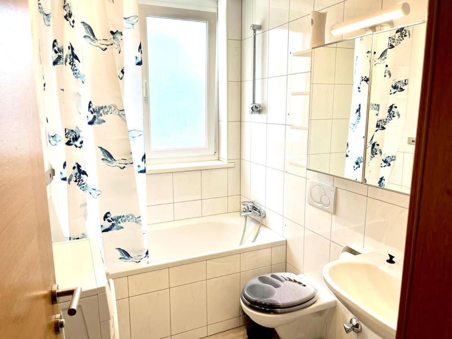 Schoene Wohnung Mit Eigenen Eingang Und Terrasse Gosseling Exterior photo